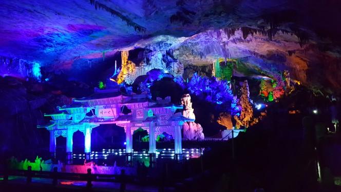 中国石化无锡石油 肯德基汽车穿梭餐厅开业